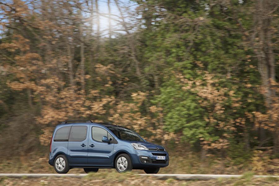  Citroen Berlingo Multispace 2015 года  (фото 16 из 22)